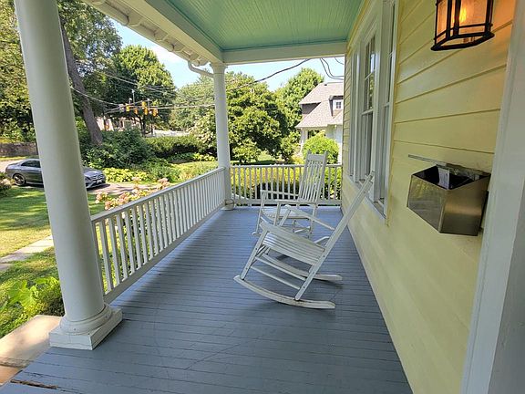 2nd image of 405 E Broad St