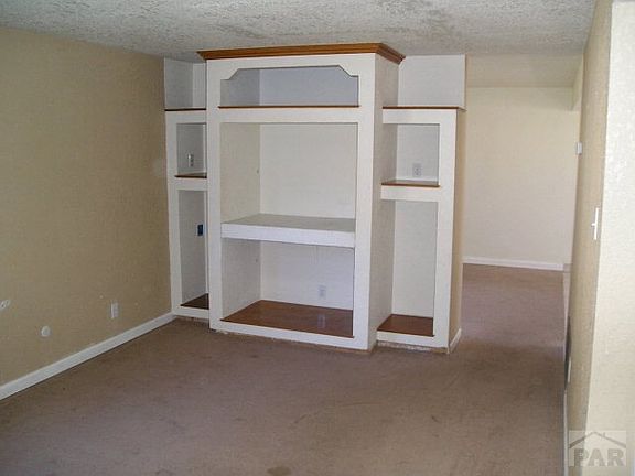 5th image of 3905 Fairfield Ln