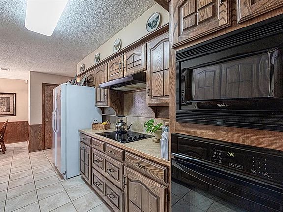 4th image of 2505 Knightsbridge St