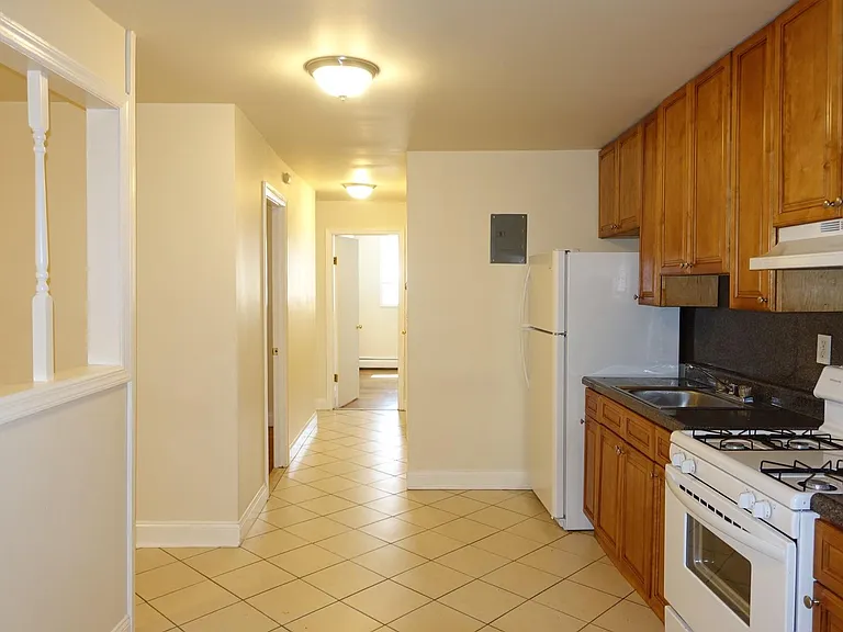 423 Avenue C #102 — Photo 1