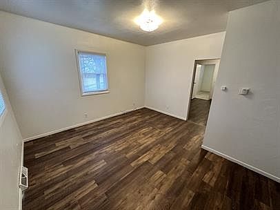 2nd image of 1139 Park Ave
