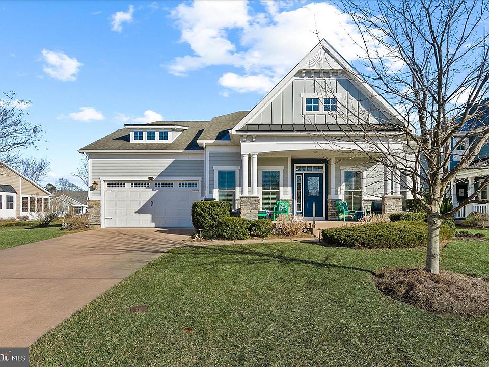 1st image of 27053 Firefly Blvd