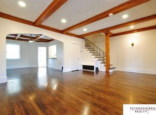 114 N 38th St, Omaha, NE 68131