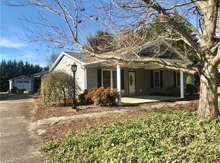 94 Greenlea Cir, Taylorsville, NC 28681