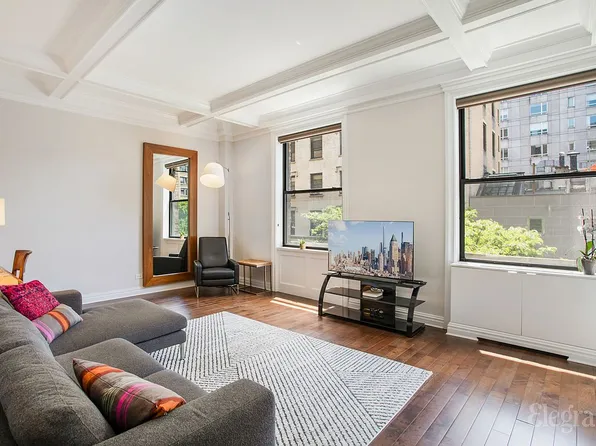 545 W 111th St APT 3C, New York, NY 10025