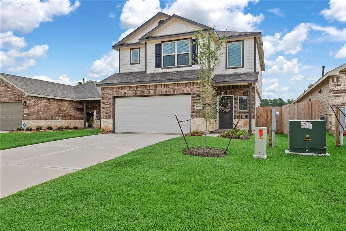 Building Photo - 13599 Bay Springs Dr