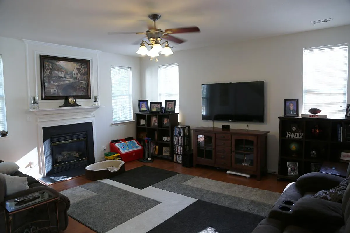 Building Photo - 9310 Winston Hall Ct