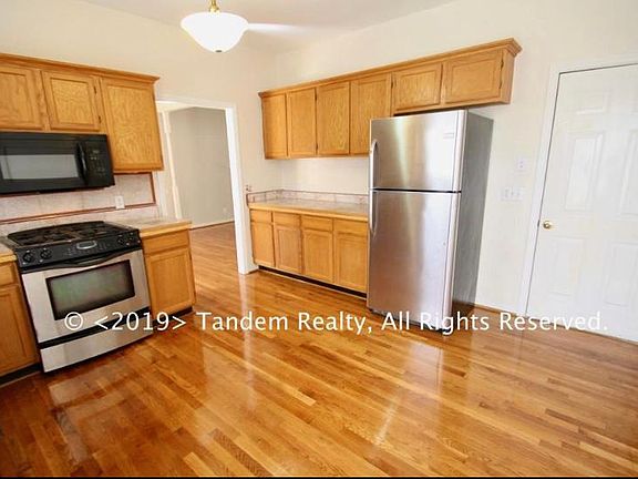5th image of 1109 Deerhurst Ct