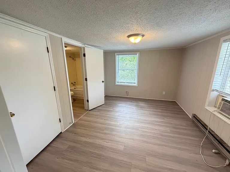 605 Grant Ave — Photo 11