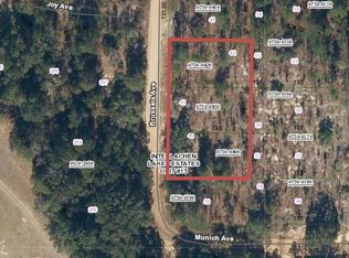 102-106 Brussels Ave, Interlachen, FL 32148