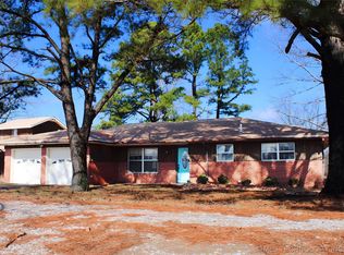 1615 W 4th St, Okmulgee, OK 74447
