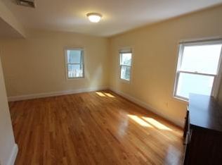 93 Banks St, Cambridge, MA 02138