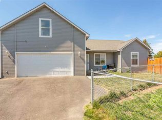 802 Sevilla St, Mabton, WA 98935