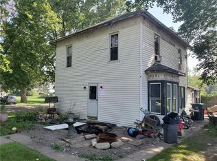 101 16th St N, Grand Junction, IA 50107