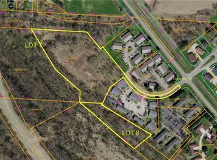 Garberdale Sq NE, Bolivar, OH 44612