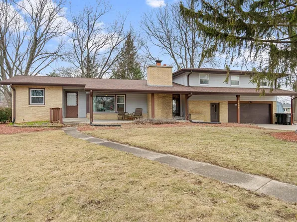 1406 Lincolnwood DRIVE, Union Grove, WI 53182