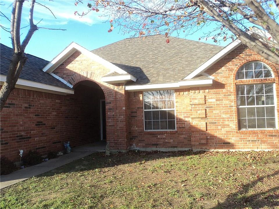 1st image of 2506 Hillside Dr