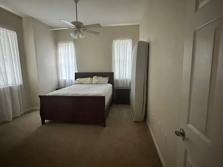 10075 Gate Pkwy N #1904 — Photo 8