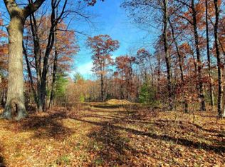 Riverview Dr, Menominee, MI 49858