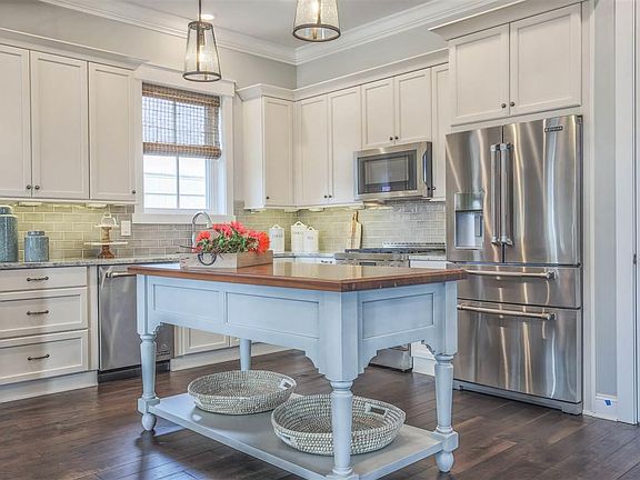 4th image of 826 Crescent Sable Ct. Lot 116