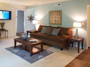 584 Chapel Lake Dr APT 102, Virginia Beach, VA 23454