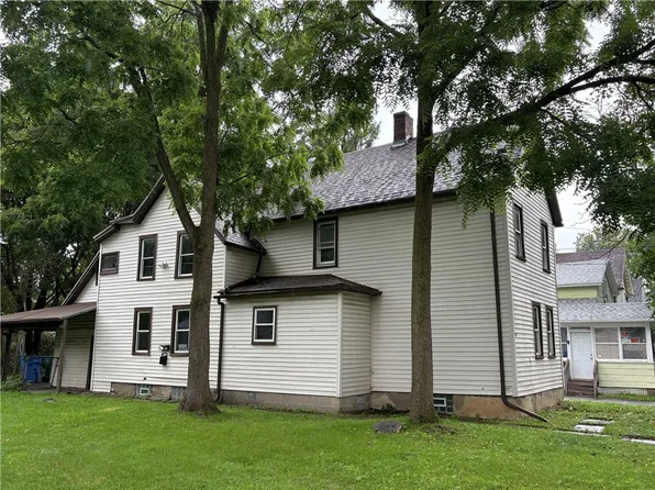 77 Santee St, Rochester, NY 14606