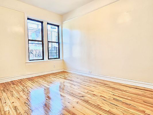 5th image of 2525 Bedford Ave #A11