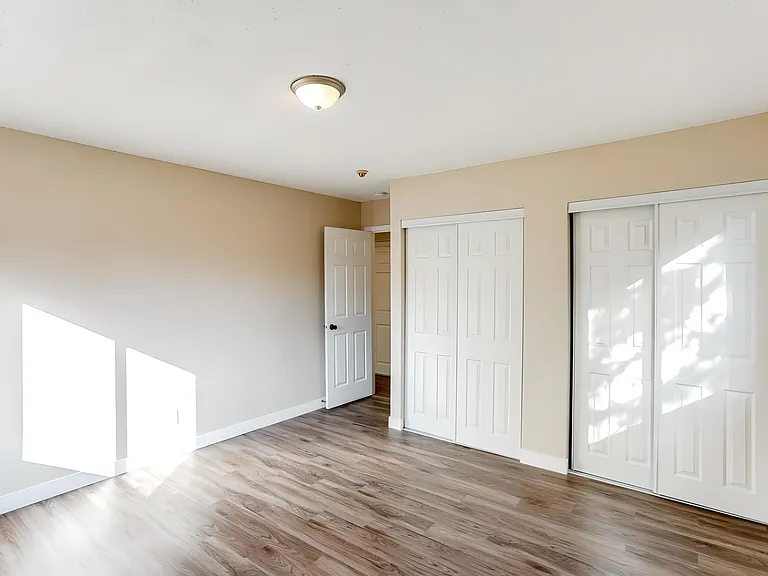 Elgin Pines — Photo 45