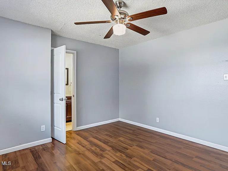 3020 Wedgewood Dr — Photo 17