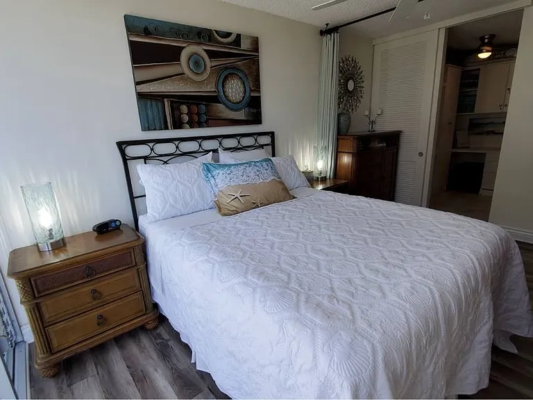 1925 Kalakaua Ave #1302 — Photo 10