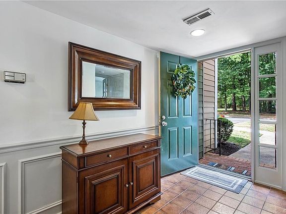 3rd image of 4019 Bush Lake Pl #4019