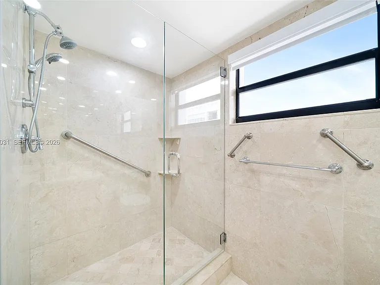 2301 S Ocean Dr #2507 — Photo 17