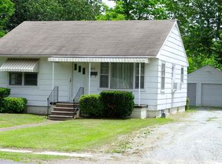 2612 Old Mayfield Rd, Paducah, KY 42003