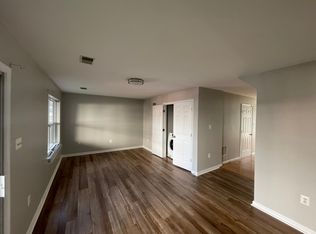 13159 Spring Mill Ln, Herndon, VA 20171