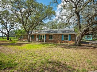 270 Parsons Rd, Pleasanton, TX 78064