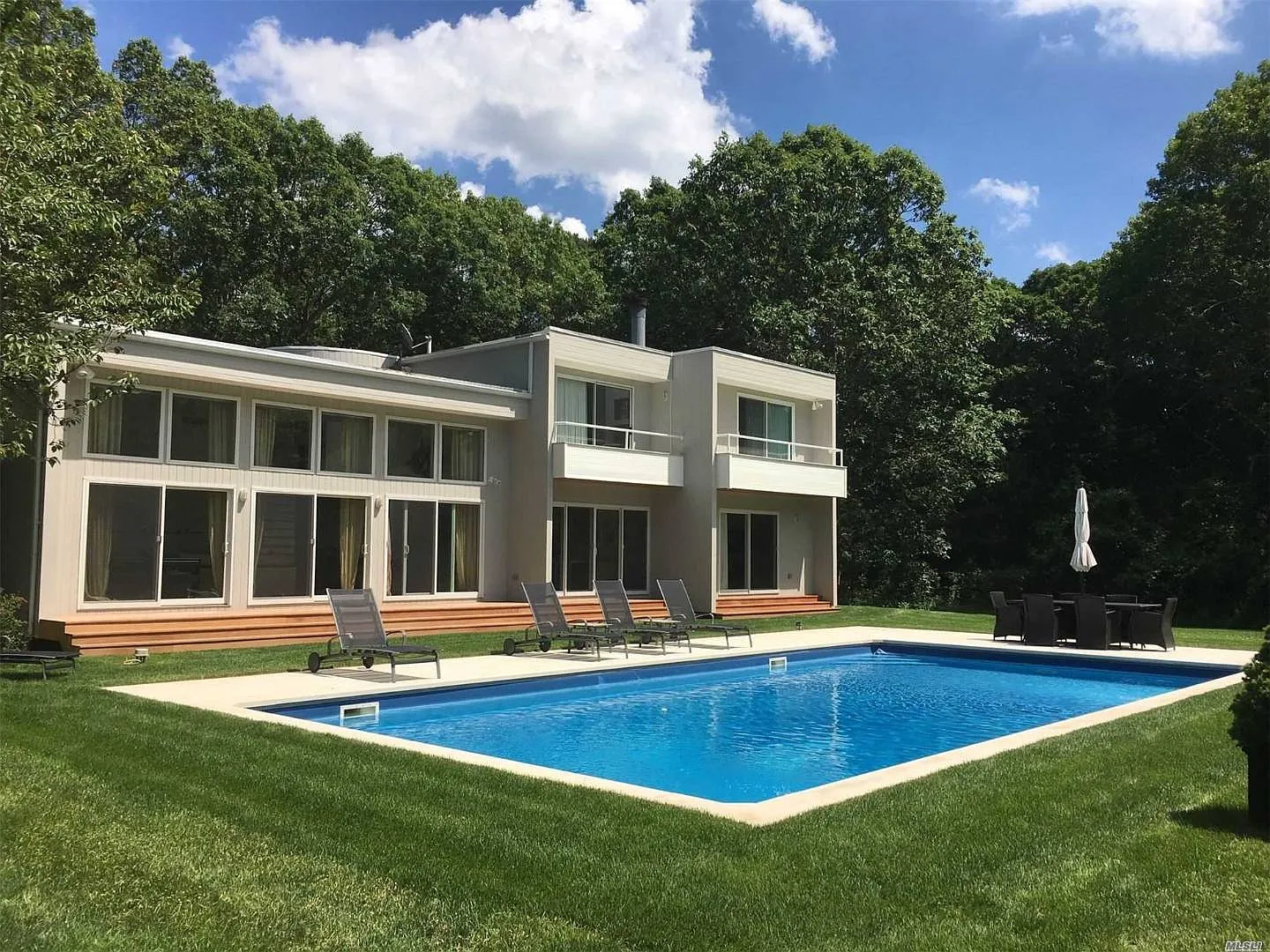 Summer Holiday in the Hamptons! — Photo 1