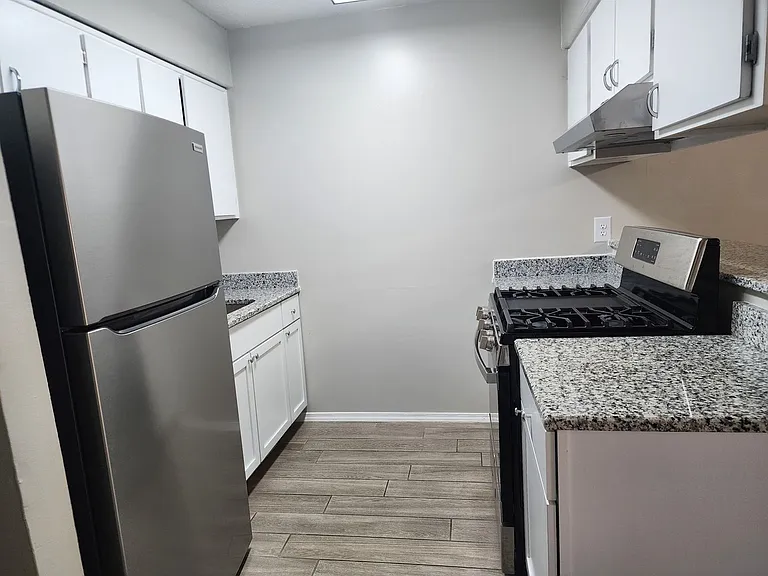 6568 Harbour Blvd — Photo 10