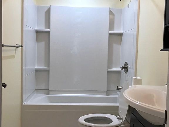 First floor full bath