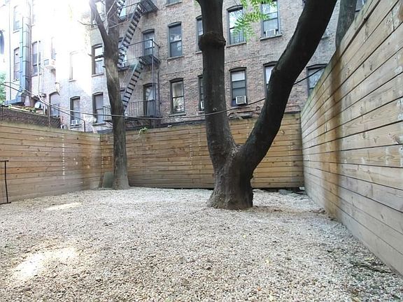 2nd image of 515 W 169th St #2B