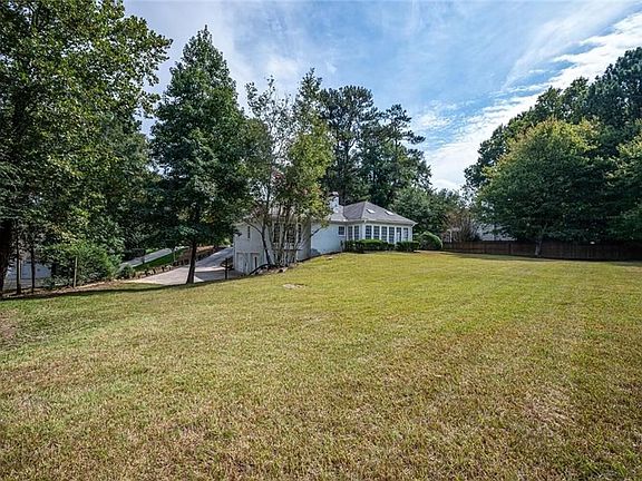 5th image of 4449 Ivywood Dr