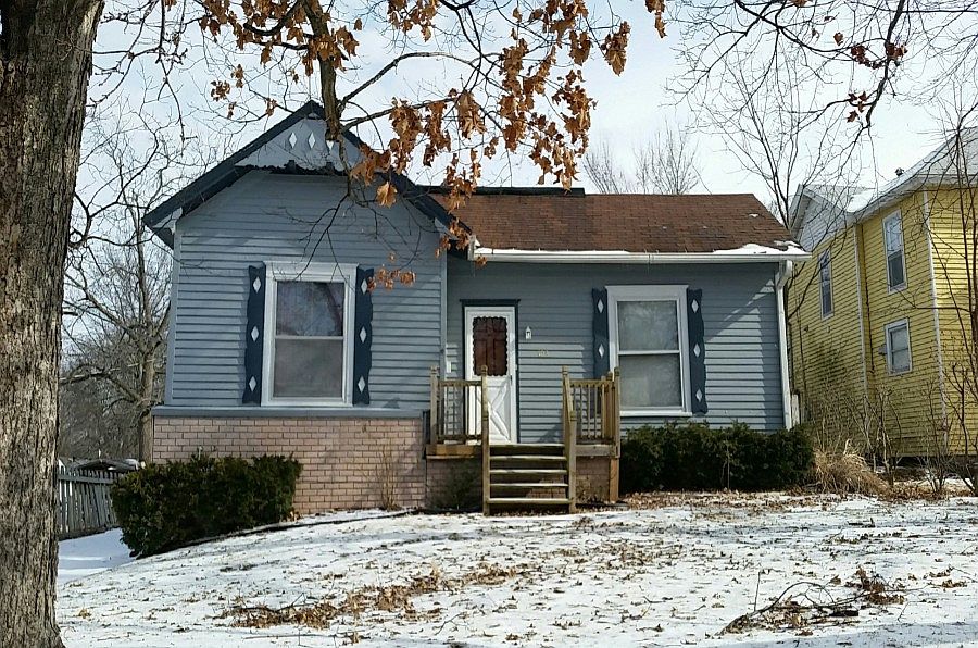 1st image of 403 N Pearl St