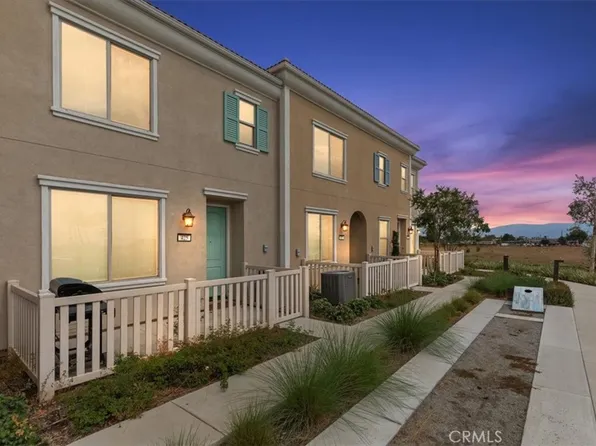 425 N Beechwood Ave, Rialto, CA 92376