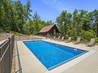 18188 Buckingham Rd, Logan, OH 43138