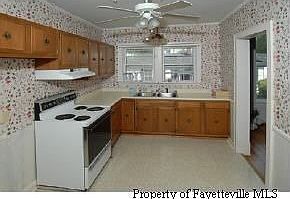 5th image of 708 Athens Ave