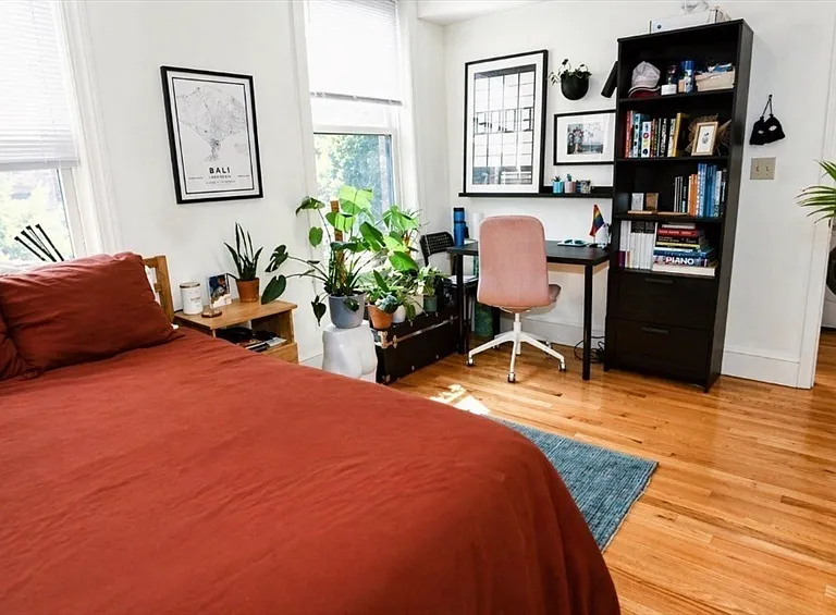21 Highland Park Ave #2 — Photo 17