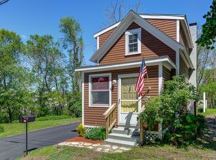 11 East St, Lunenburg, MA 01462