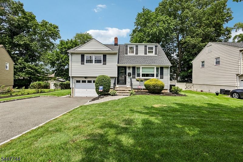 1st image of 26 Westland Rd