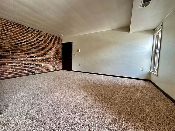 3rd image of 613 Copeland St #553
