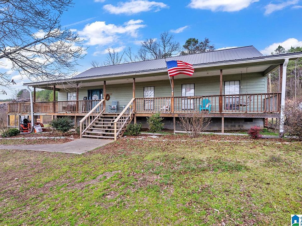 1st image of 425 Armstrong Dr