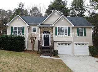 384 Creek Crossing Ct, Grayson, GA 30017